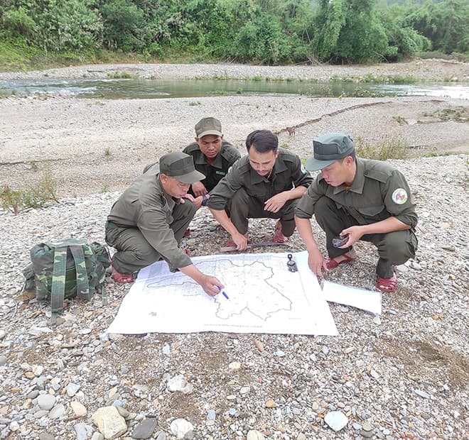 Rangers planning patrols in Vietnam. Photo by Andrew Tilker.